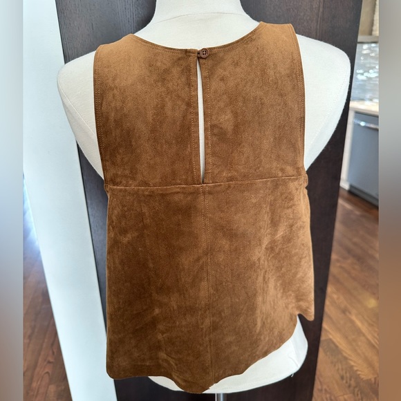 Wilfred Vegan Suede Tobacco Crop Top size Small - Picture 2 of 5